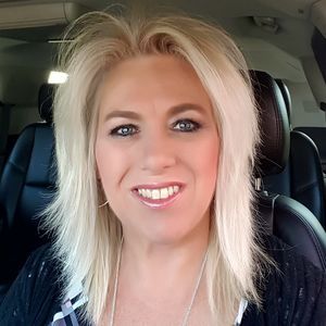 Meet your Posher, Cheryl